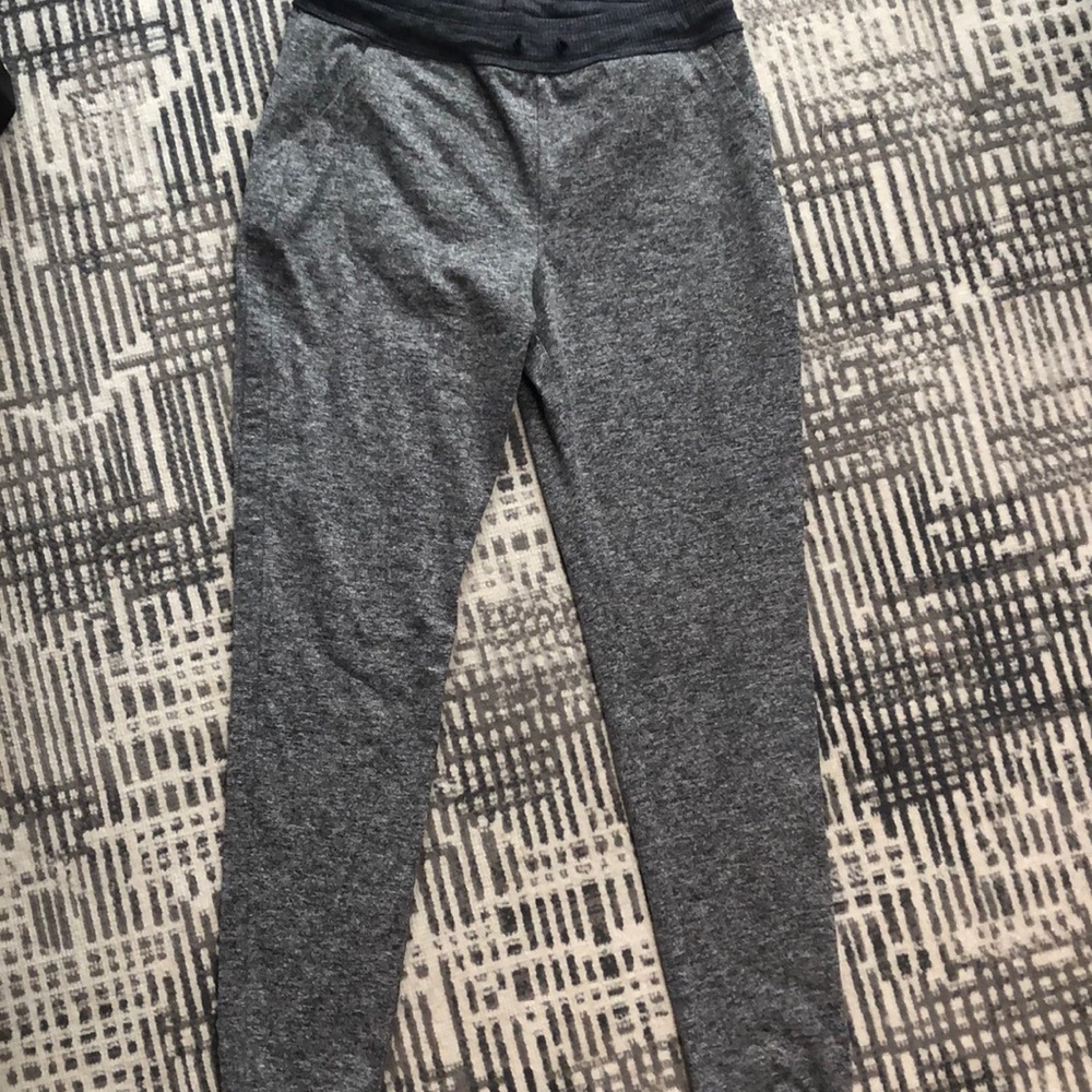 Girls Athleta Sweatpants